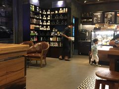 -星巴克臻选(青岛麦凯乐分店)