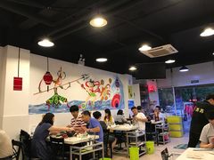 -虾弄弄海派小龙虾·牛羊蝎子火锅