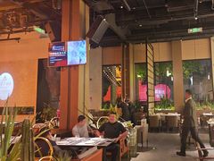 -洛缦音乐餐厅(工业展览馆万象城店)
