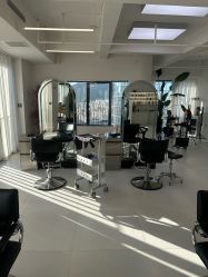 -Hello Lady发型设计