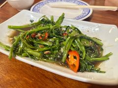 -Dang restaurant (patong phuket)