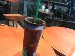 酸柠浮冷萃-星巴克(厦门SM新生活广场店)