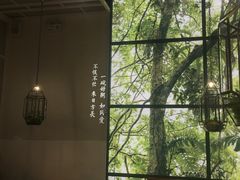 靠窗位-潮粥荟·潮汕砂锅粥(朝阳大悦城店)