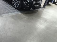 -上海星瀚奔驰4S店(红柳路店)