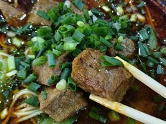 -胥佳烧鸡公牛肉面馆