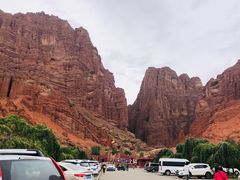 -天山神秘大峡谷