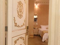 -南洋冠盛酒店(广州天河公园地铁站店)