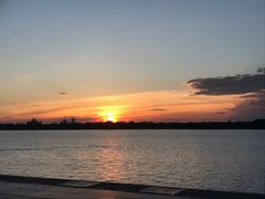 -人民防洪胜利纪念塔