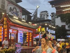 -刘姐啤酒鱼民族演艺餐厅(西街总店)