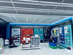 -DC极兔羽毛球馆YONEX(诸光馆)