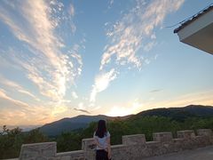 -鬼笑石后山停车场