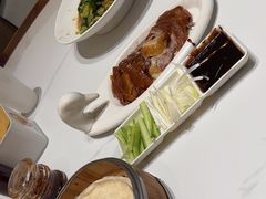 -梅利汴京烤鸭•开封豫菜地标店(东大街店)