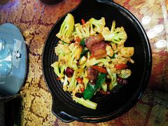 -万重锦·人文川菜馆(骡马市店)