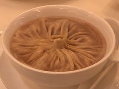 蟹肉龙虾汤包-利苑酒家(合景国际金融广场店)