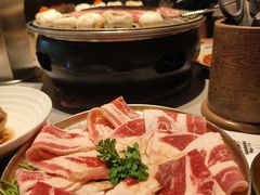 -草家酱蟹炭火烤肉店(珲春南路一店)