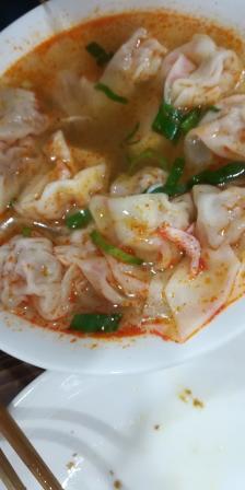 安庆馄饨-"这家店原来开在十字街菜场后门,后来又往前.