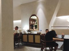 -来龙里 精致 东南亚餐室(万象城店)