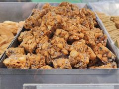 椒盐蛋黄酥-上海哈尔滨食品厂(淮海中路店)