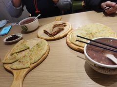 -甲乙饼·北京手工肉饼(西直门凯德茂店)