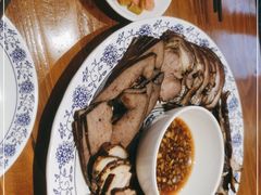 -老天桥酱肉烧饼夹肘子(天桥店)