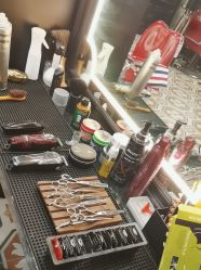 -豪帅男士理容馆