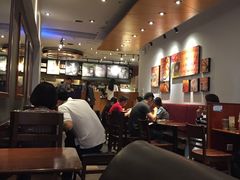 大堂-星巴克(广州淘金路店)