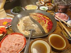 -萍姐火锅·公路夜市(武汉首店)