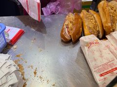 -Bánh Mì Huynh Hoa