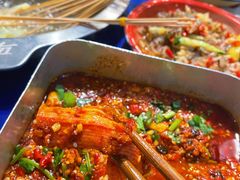-马路边边串串香(苗栗路店)