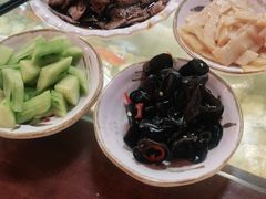 -金杨拉面王小吃面馆·牛三宝面·红烧牛肉粉