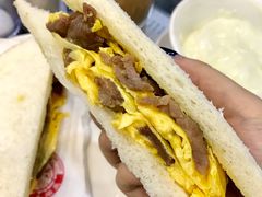 牛肉鸡蛋三文治-义顺牛奶公司(庇利金街店)