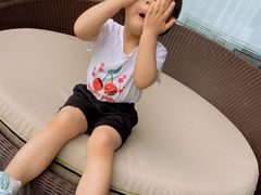 -上海滴水湖皇冠假日酒店