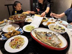 -鲁菜根·泰山菜(泰山店)