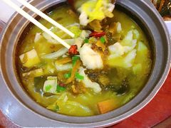 -周鱼小馆石锅酸菜鱼(活力汇店)