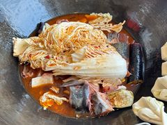 -小媳妇铁锅炖鱼(世博园店)