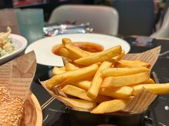 -DEEP·美式餐吧(五棵松华熙LIVE店)