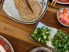 -毛辣果·贵州红酸汤牛肉火锅(西单店)