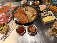 -鹿鸣山草本茶香火锅(园西路店)