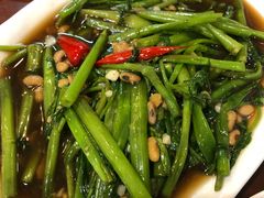 -Dang restaurant (patong phuket)