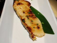 -穹六人间 people 6(岳阳路店)