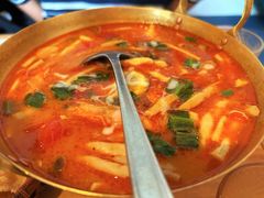 冬阴功罗氏虾汤-普叽普叽泰式茶餐厅(港汇店)