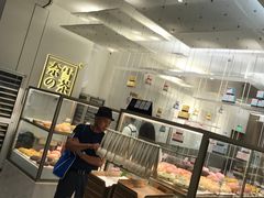 面包甜点陈列柜-奈雪的茶(市百一店)