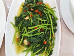 蒜蓉番薯叶-鹏城人家海鲜酒家·23年老字号(较场尾店)