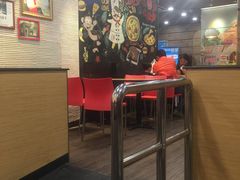 卡座-达美乐比萨(商城路店)