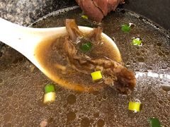 -尊品原汁牛肉面
