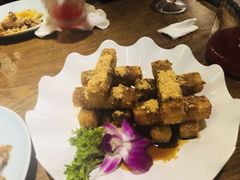 -三人行骨头王火锅(长寿店)