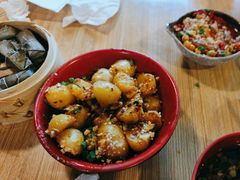 -拐枣巷小串串(财大店)
