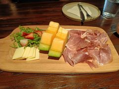 -Brut Eatery Wine Bar & Restaurant (建国东路店)