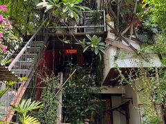-Cục Gạch Quán