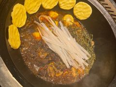 -田家大院东北农家菜铁锅炖(西安总店)